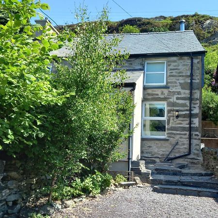 1 Llwyn Hir Villa Blaenau Ffestiniog Exterior photo